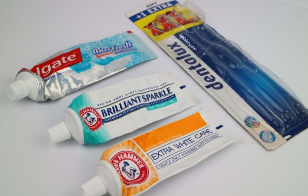 toothpaste-tooth-brush