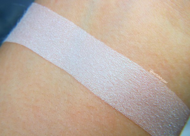 brija-cosmetics-eyeshadow-can-i-keep-you-swatch