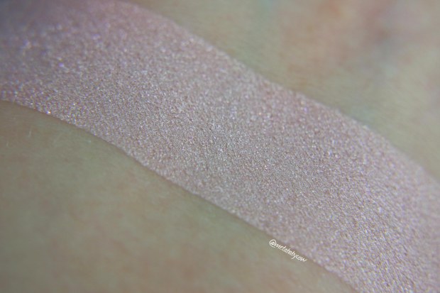 brija-cosmetics-eyeshadow-premonition-closeup-swatch