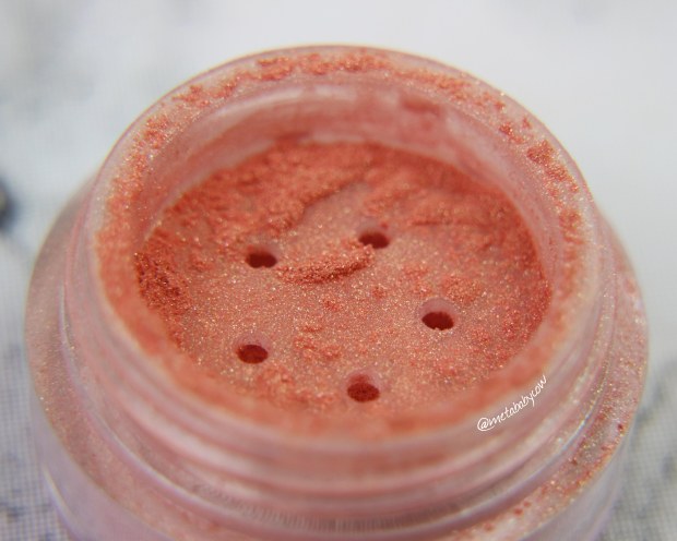 brija-cosmetics-eyeshadow-two-jar